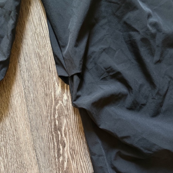 🖤 Princess Polly Black Parachute Pants Size 6 Adjustable Hem Utility in BLACK - Picture 14 of 15